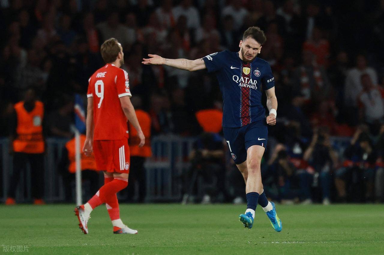 巴黎击败拜仁后，没想到球迷这样评价诺伊尔，坦言他经常出意外